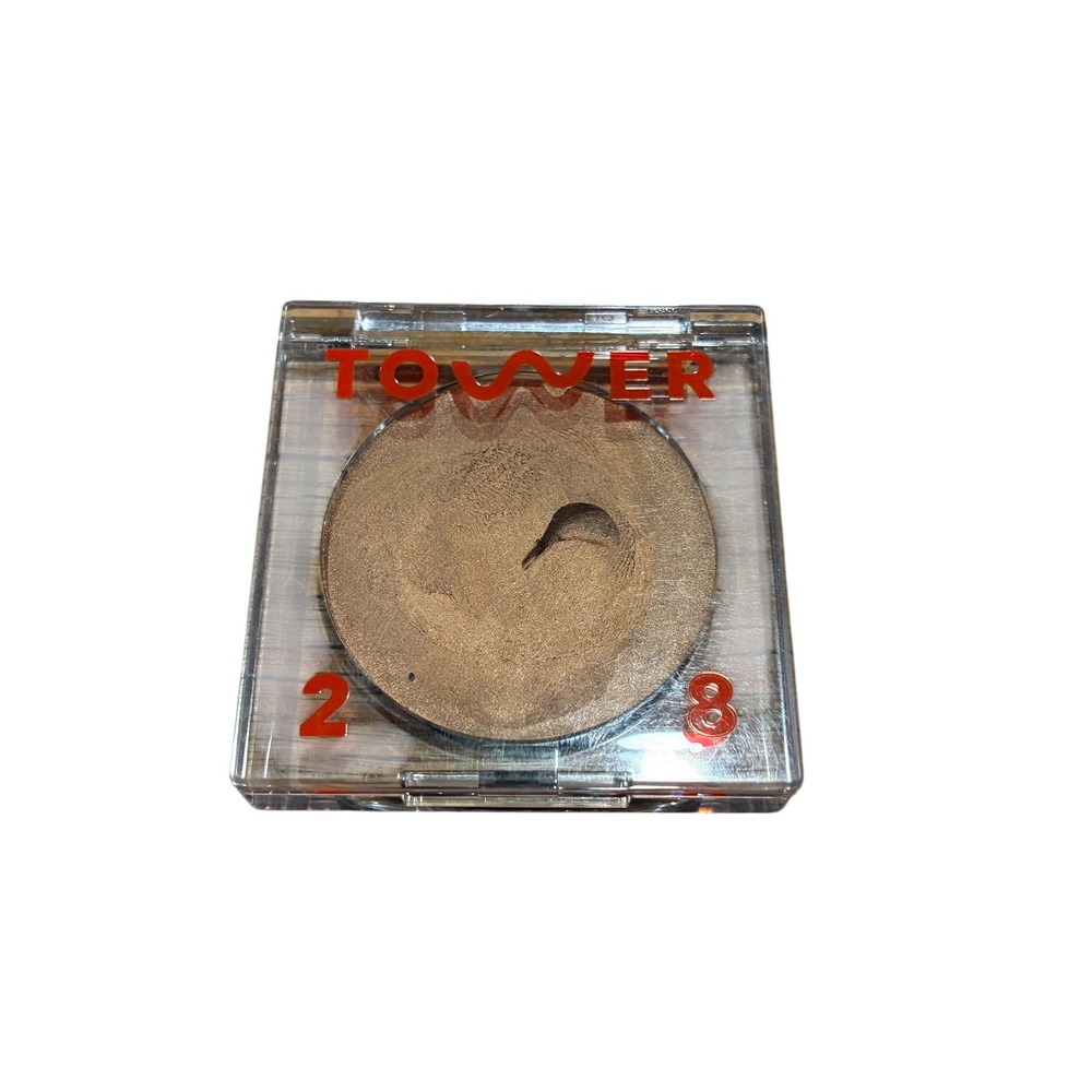 Tower 28 Bronzino Illuminating Bronzer in West Coast 4.5g READ